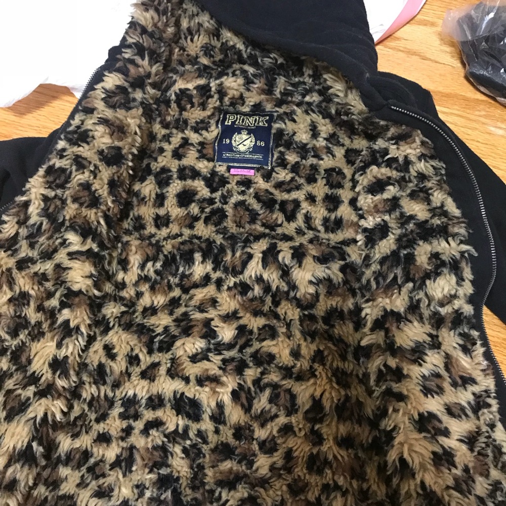 Pink jacket - Picture 5 of 7